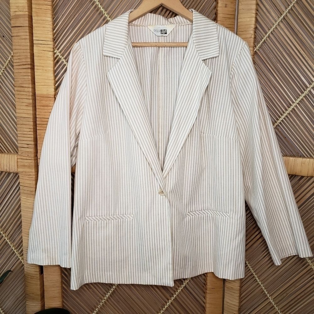 Vintage • natural pinstripe blazer